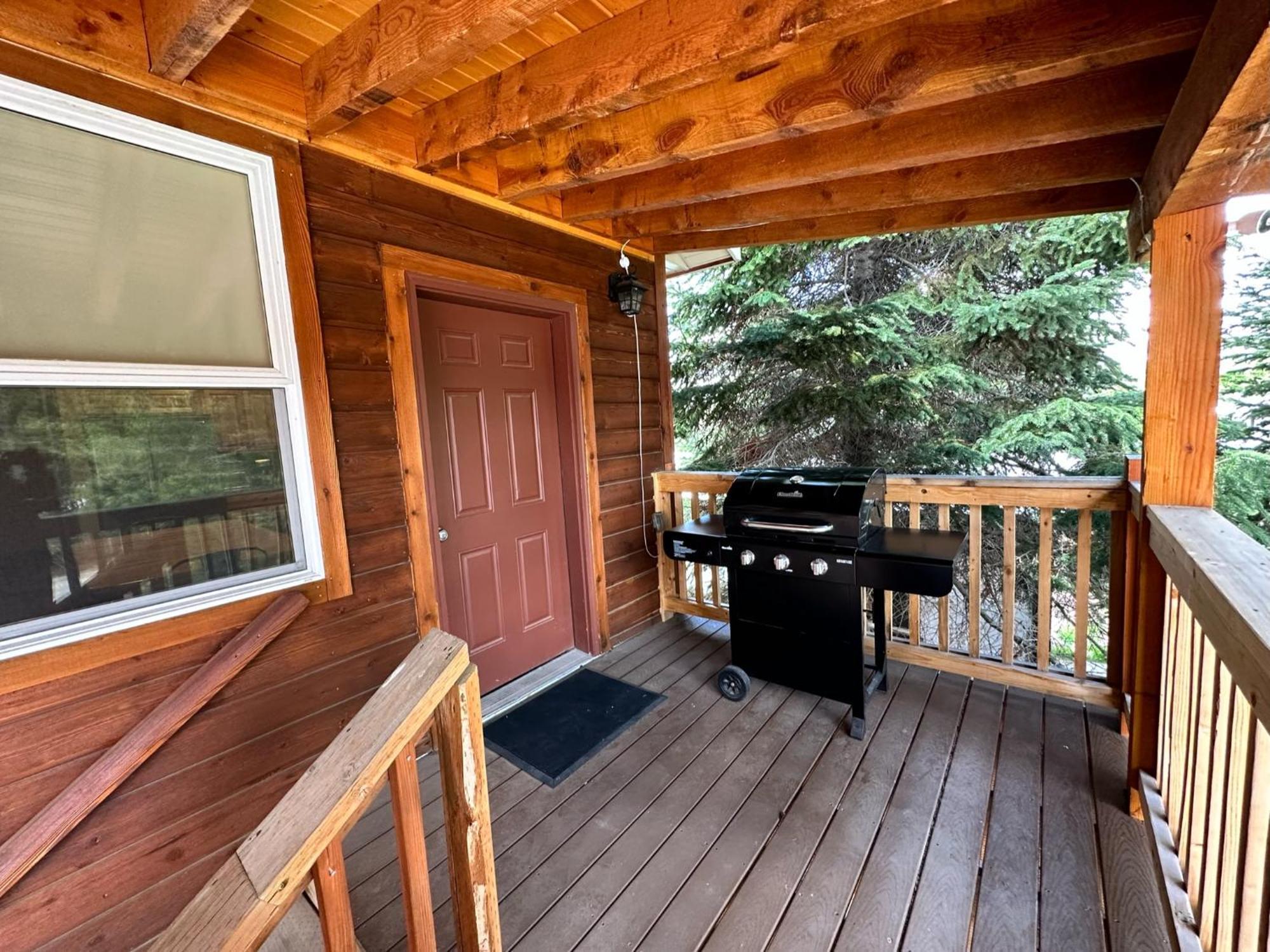 Yellowstone Cabins And Rv West Yellowstone Bagian luar foto